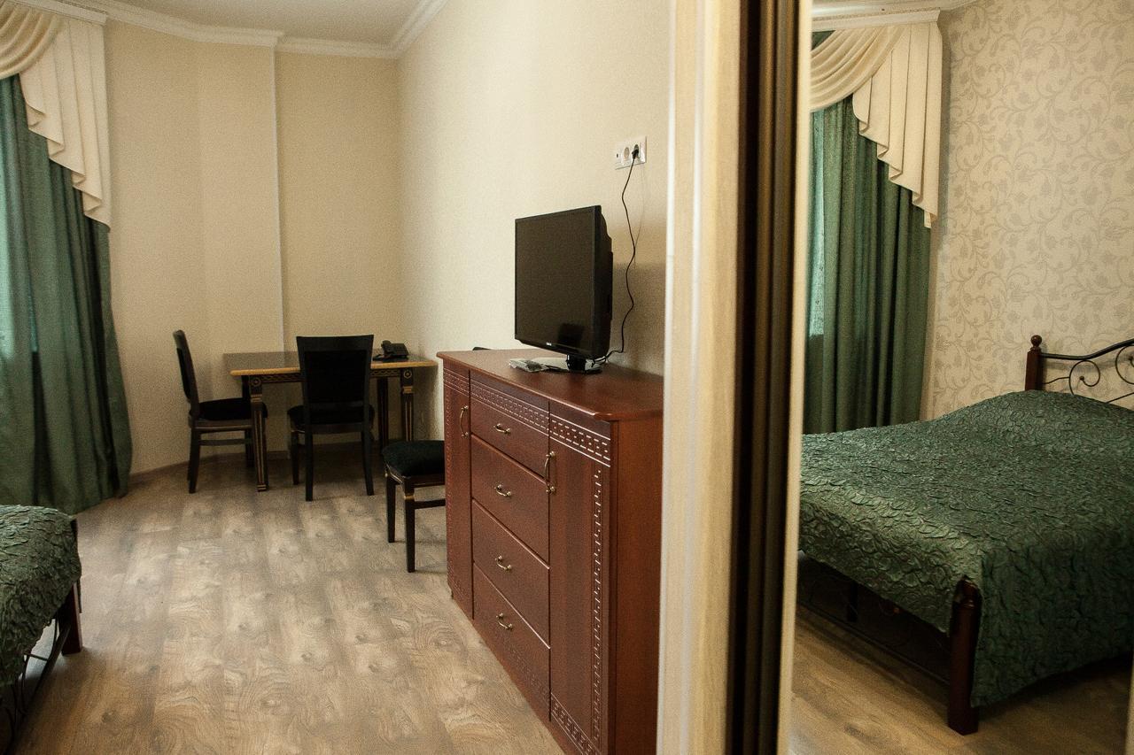 ARISTOKRAT HOTEL ПАВЛОВСКИЙ ПОСАД 2* (Россия) - от 2749 RUB | NOCHI